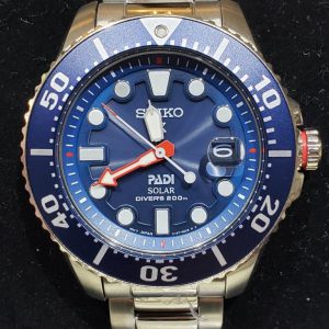 Seiko Prospex PADI Solar Diver's Watch, blue dial, stainless steel, 200m water-resistant, bold design.